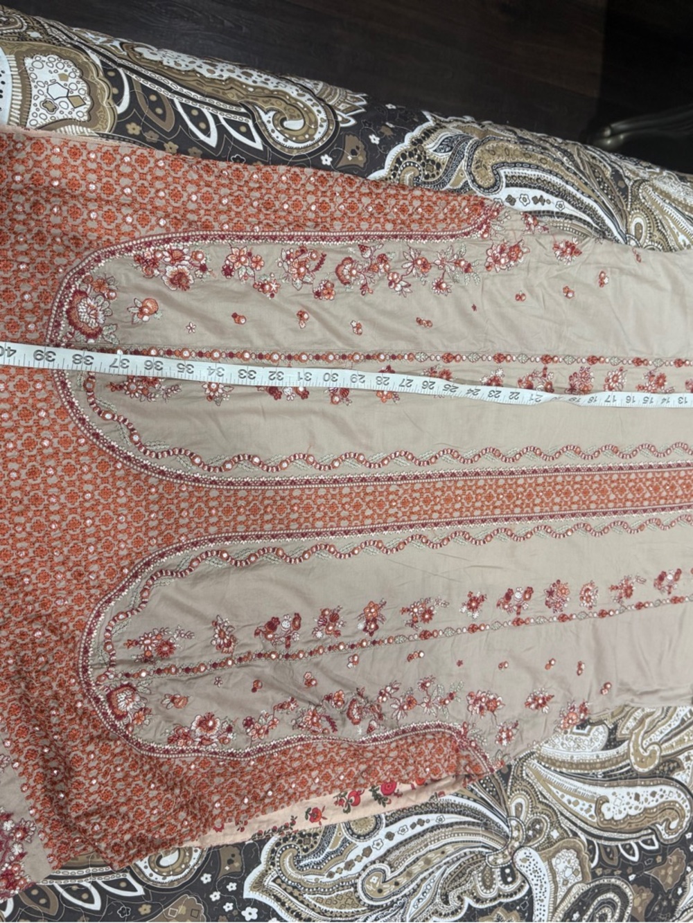 Elegant Embroidered Pink Dress - Picture 8 of 9